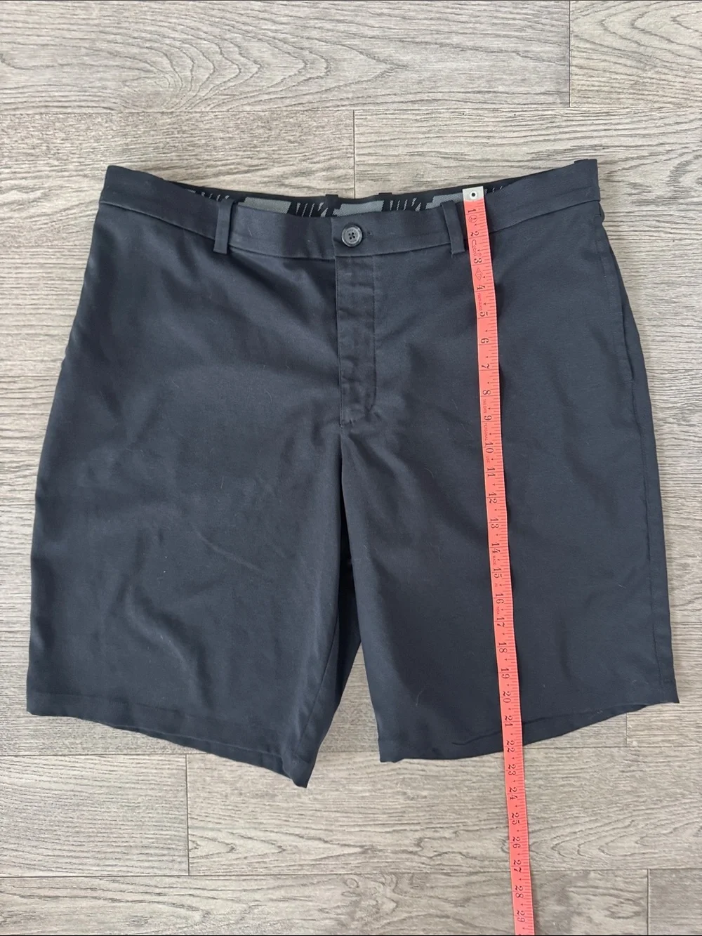 🌼NIKE🌼 Bundle Men's Dri Fit Golf Shorts in Bone & Black